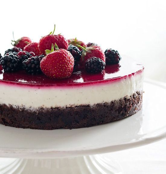 Beeren-Schmand-Torte mit Knusperboden – allerezepte